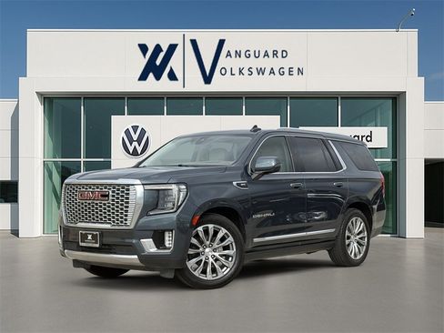 Used 2021 GMC Yukon Denali w/ Denali Ultimate Package image 1