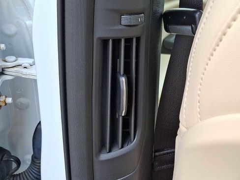 Used 2021 Jeep Grand Cherokee L Limited image 28