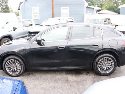 Used 2024 Maserati Grecale GT AWD/4WD image 2