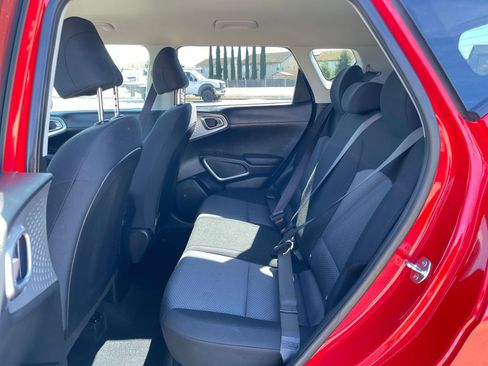 Used 2025 Kia Soul LX w/ LX Technology Package image 25