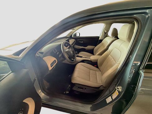 Certified 2024 Honda HR-V EX-L image 18
