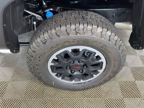 New 2026 Toyota Tacoma TRD Off-Road AWD/4WD image 5