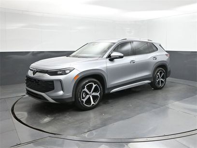 New 2025 Volkswagen Tiguan SE