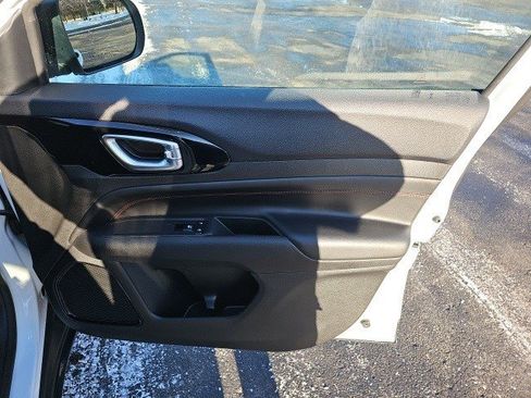 Used 2024 Jeep Compass Trailhawk w/ Trailer Tow Group image 15