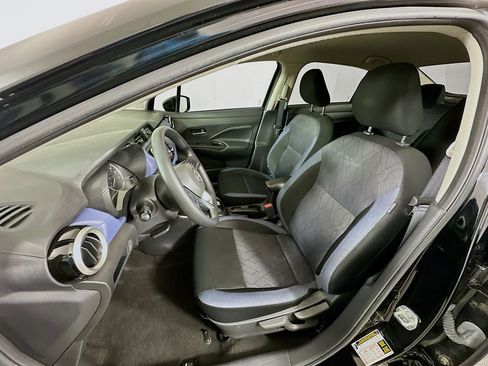 Used 2023 Nissan Versa SV w/ Trunk Package image 20