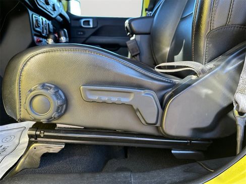 Used 2023 Jeep Wrangler Unlimited Rubicon 392 image 25