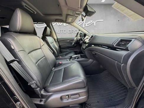 Used 2018 Honda Pilot Touring image 24