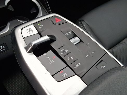 Used 2025 BMW X1 xDrive28i image 14