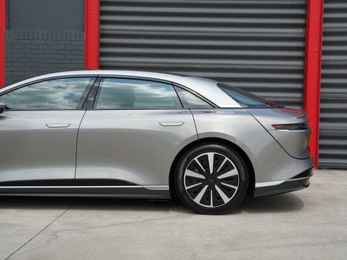 Used 2023 Lucid Air Touring AWD/4WD image 10