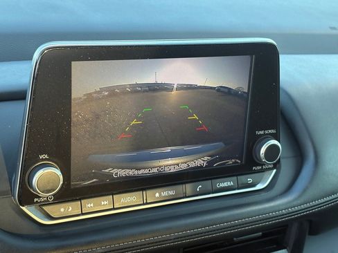 Certified 2024 Nissan Rogue S image 25