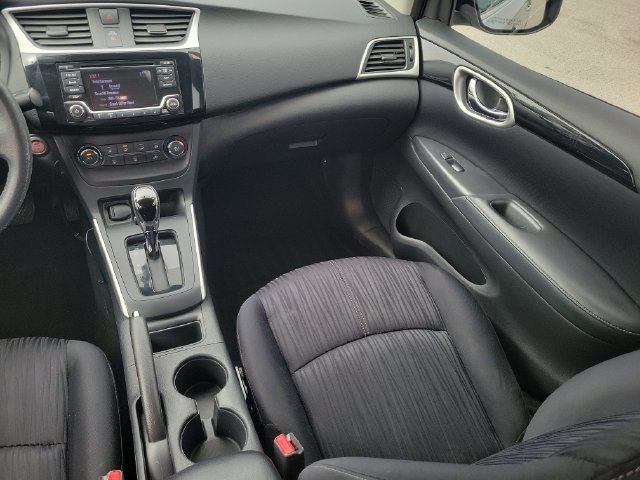 Used 2016 Nissan Sentra SV FWD image 14