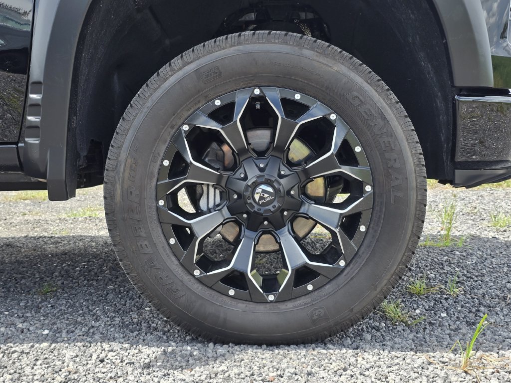 Used 2026 Chevrolet Silverado 1500 LT Trail Boss w/ LT Trail Boss Premium Package AWD/4WD image 11