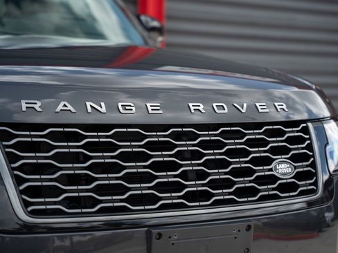 Used 2021 Land Rover Range Rover Westminster Edition image 9