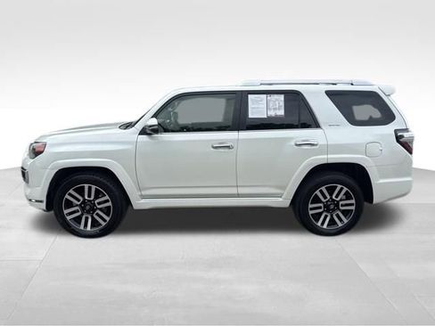 Used 2023 Toyota 4Runner Limited AWD/4WD image 2