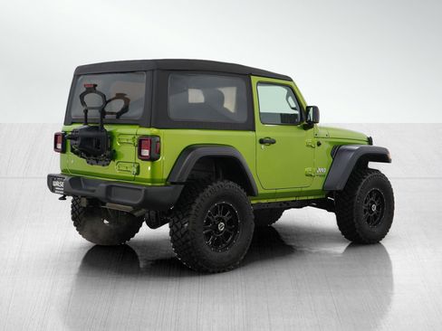 Used 2019 Jeep Wrangler Sport image 5