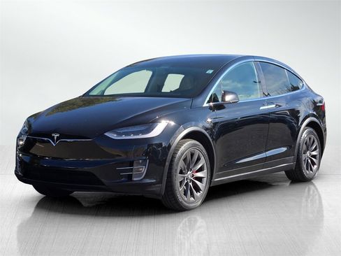 Used 2018 Tesla Model X P100D image 9