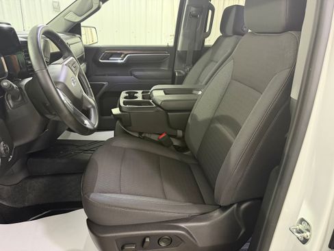 Used 2026 Chevrolet Silverado 1500 RST w/ RST Select Package AWD/4WD image 11