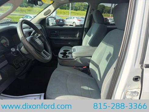 Used 2017 RAM 1500 ST w/ SXT Appearance Group AWD/4WD image 10