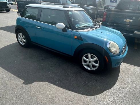 Used 2007 MINI Cooper Hardtop FWD image 2