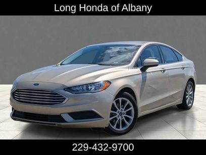 Used 2017 Ford Fusion SE w/ Fusion SE Technology Package