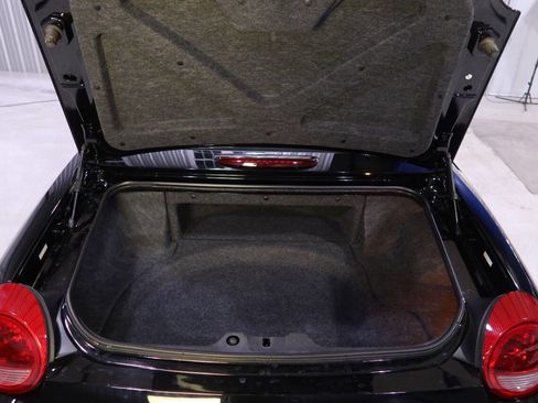 Used 2002 Ford Thunderbird Deluxe 2dr Convertible image 29