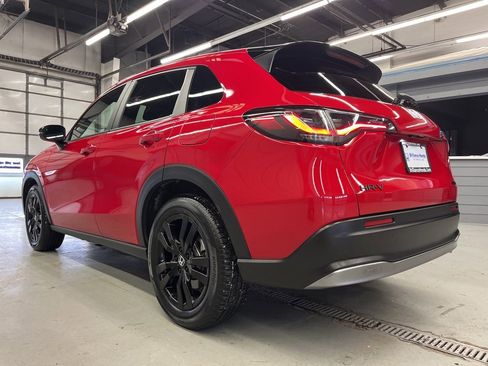 Used 2026 Honda HR-V Sport image 5