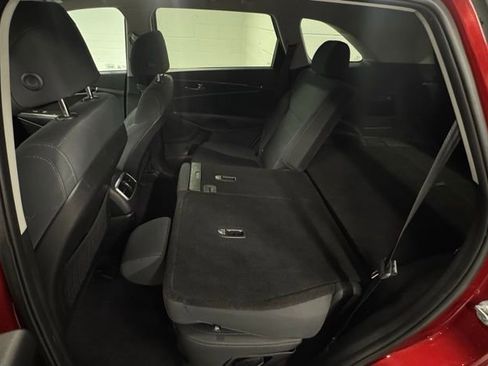 Used 2017 Kia Sorento LX image 14