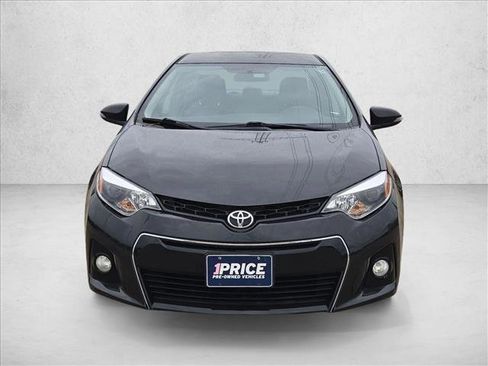 Used 2015 Toyota Corolla S image 2