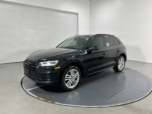 Used 2018 Audi Q5 2.0T Premium Plus w/ Premium Plus Package image 19