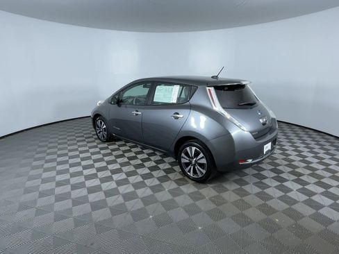 Used 2015 Nissan Leaf SV w/ LED & Quick Charge Package image 7