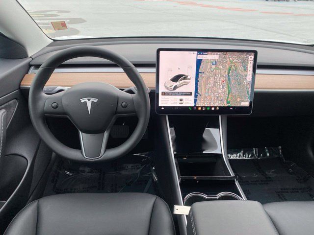 Used 2020 Tesla Model 3 Standard Range Plus RWD image 10