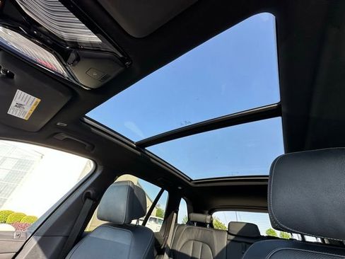 Used 2021 BMW X5 M50i AWD/4WD image 24