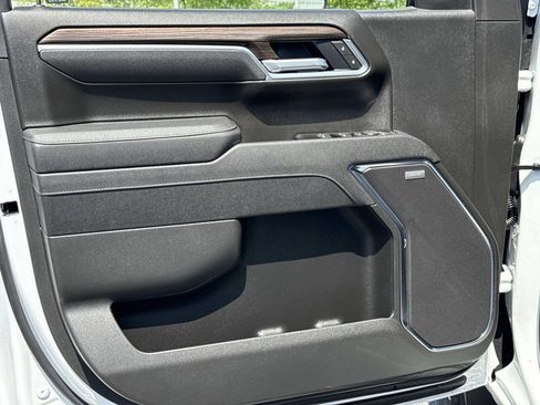 New 2026 Chevrolet Silverado 1500 LT Trail Boss w/ Convenience Package II AWD/4WD image 8