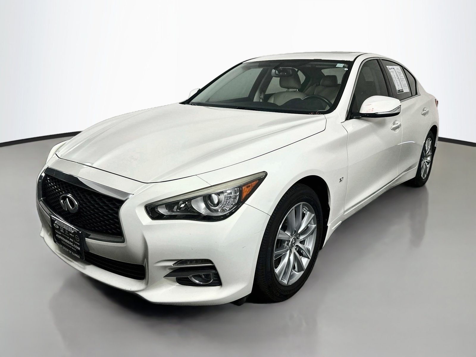 Used 2015 INFINITI Q50 Premium w/ Navigation Package AWD/4WD image 3