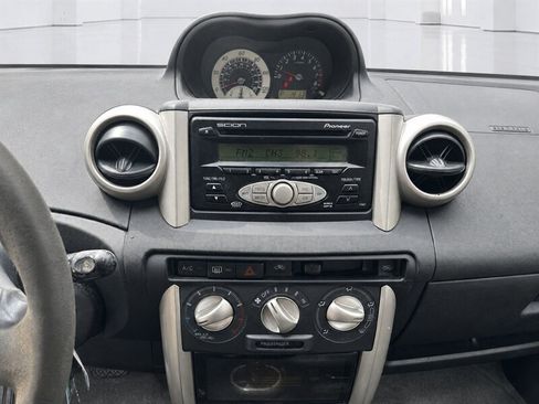 Used 2006 Scion xA FWD image 12