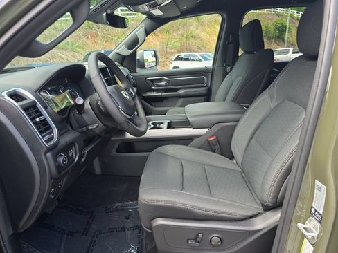 New 2026 RAM 1500 Big Horn w/ Night Edition AWD/4WD image 4