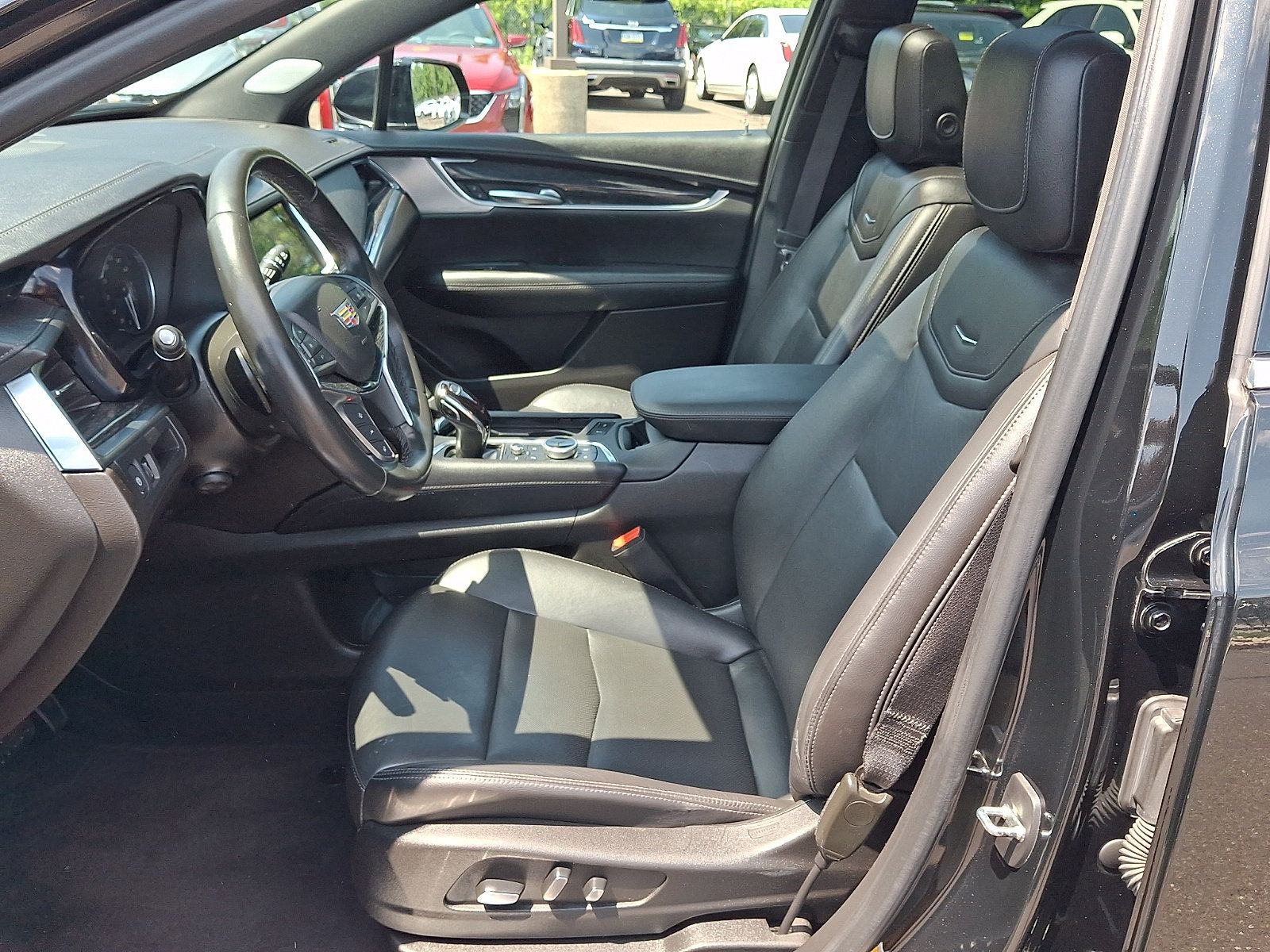 Certified 2023 Cadillac XT5 Premium Luxury AWD/4WD image 14