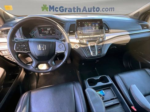 Used 2023 Honda Odyssey Sport image 9
