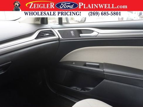 Used 2018 Ford Fusion S image 29