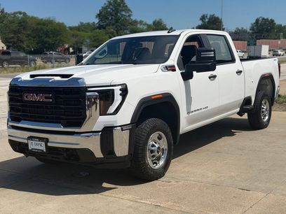 Used 2024 GMC Sierra 2500 Pro w/ Fleet Convenience Package