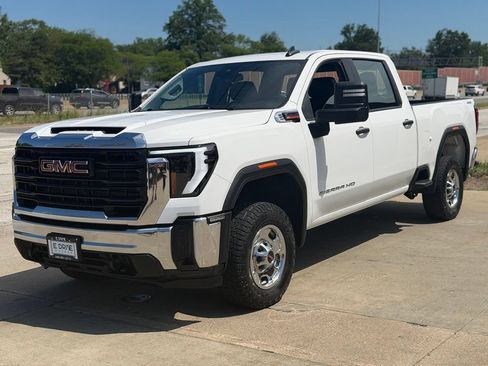 Used 2024 GMC Sierra 2500 Pro w/ Fleet Convenience Package AWD/4WD image 1