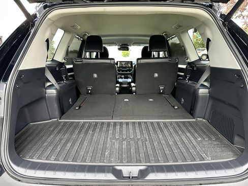 Used 2026 Toyota Grand Highlander AWD Hybrid image 30