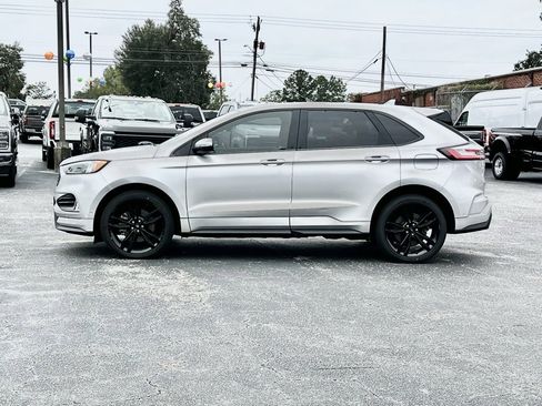 Used 2019 Ford Edge ST w/ Equipment Group 401A image 3