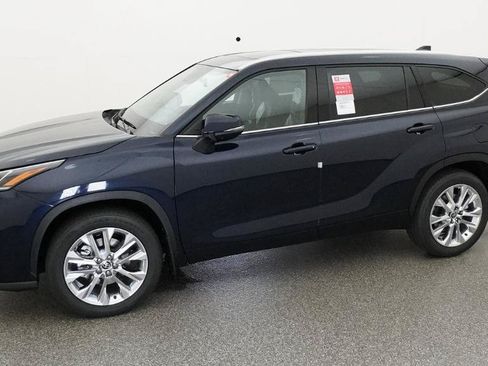 New 2026 Toyota Highlander Limited AWD/4WD image 26
