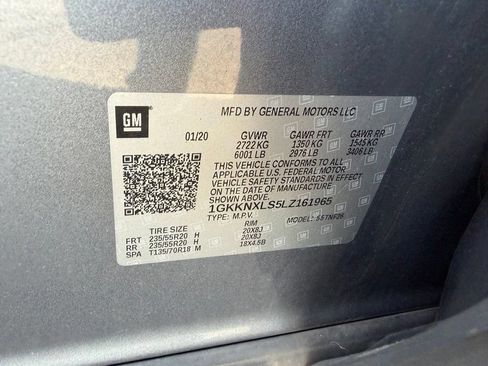 Used 2020 GMC Acadia Denali w/ Technology Package AWD/4WD image 31
