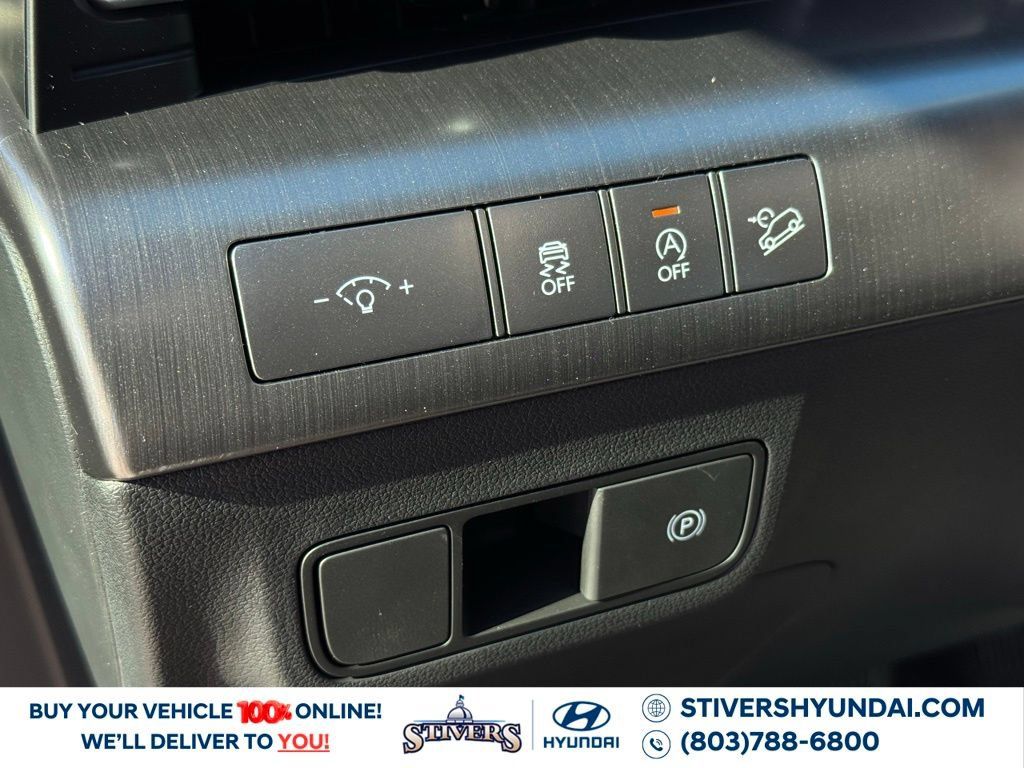 Used 2026 Hyundai Kona SE FWD image 21
