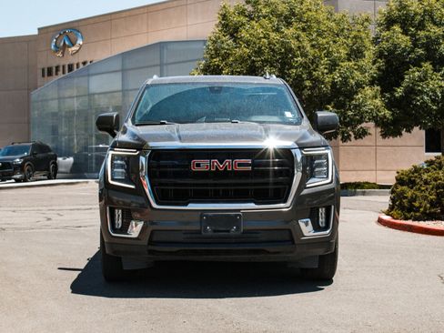 Used 2021 GMC Yukon SLE RWD image 2