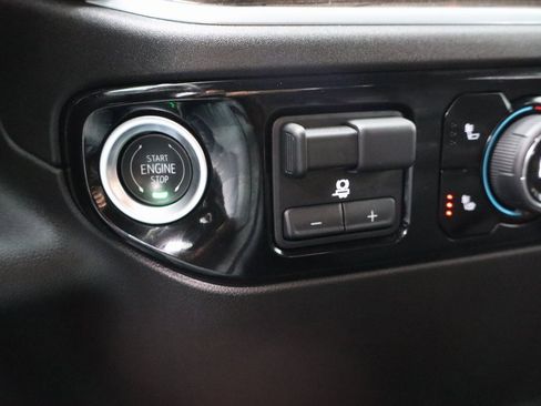 Used 2025 Chevrolet Silverado 2500 LT w/ All Star Edition image 12