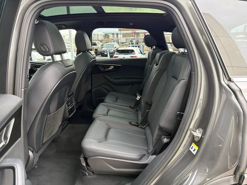 Used 2023 Audi Q7 2.0T Premium Plus w/ Premium Plus Package image 12