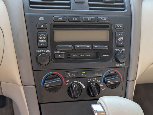 Used 2004 Toyota Avalon XL w/ Option Pkg 1 FWD image 19